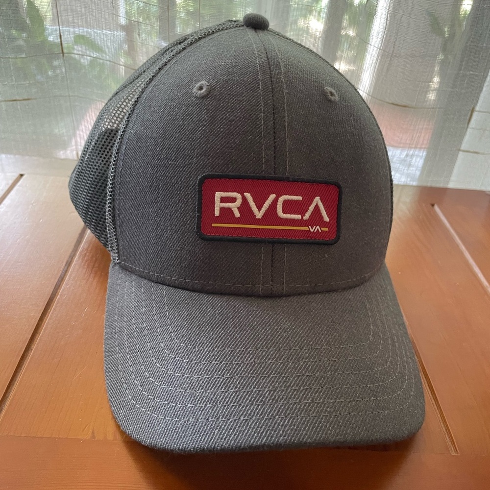 RVCA excellent used condition hat